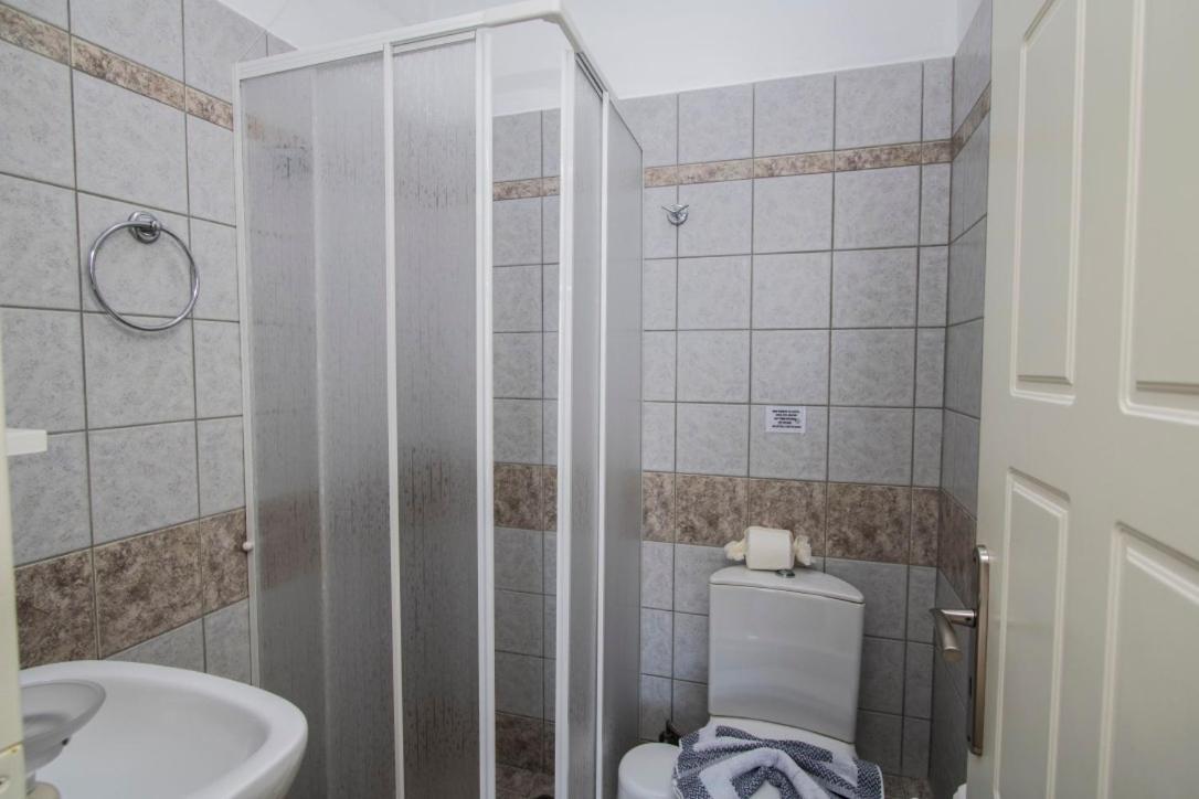 Akrothalassia Adamantas  Exteriér fotografie